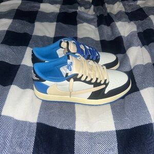 Travis Scott Jordan 1 fragments